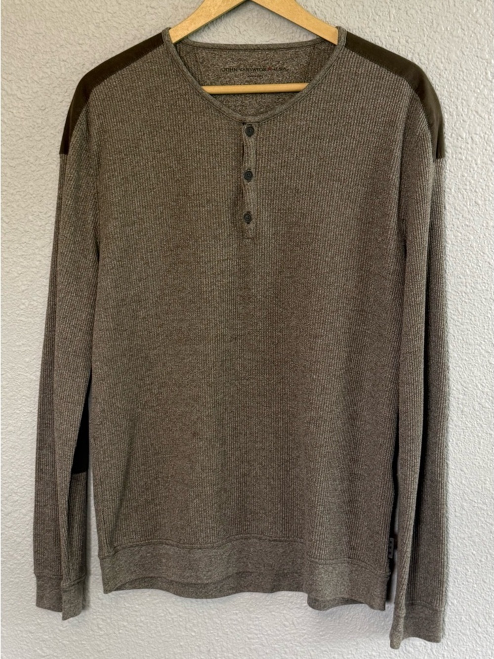 John Varvatos USA Waffle Knit Sweater size Large